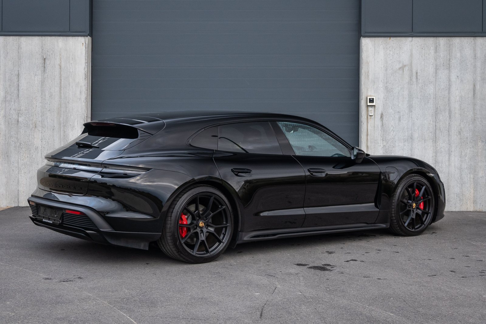 Porsche Taycan GTS Sport Turismo