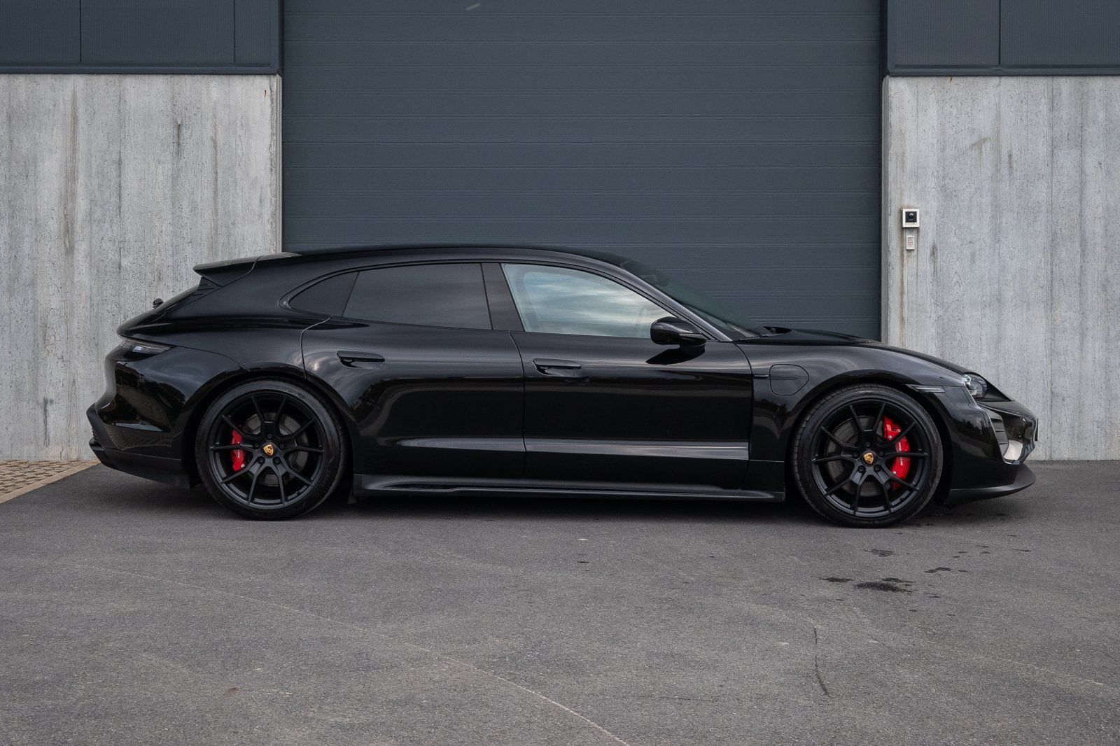 Porsche Taycan GTS Sport Turismo