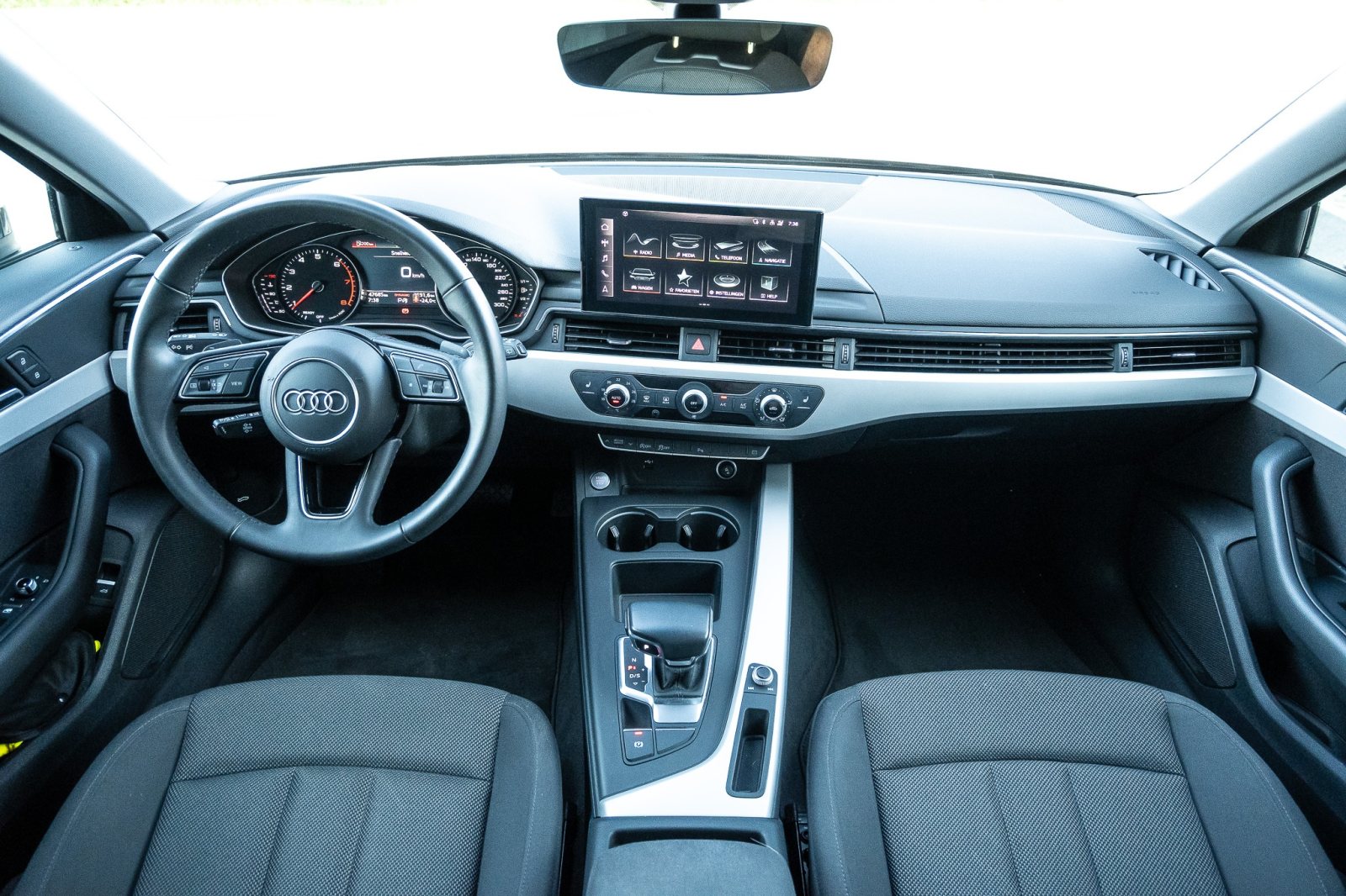 Audi A4 40 TFSI S-Line