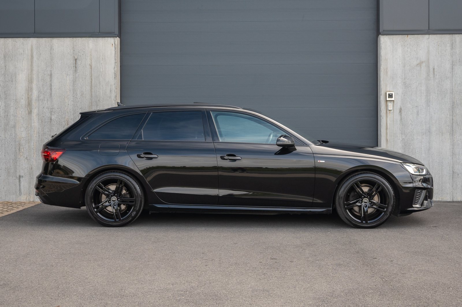 Audi A4 Avant 35 TFSI S-Line
