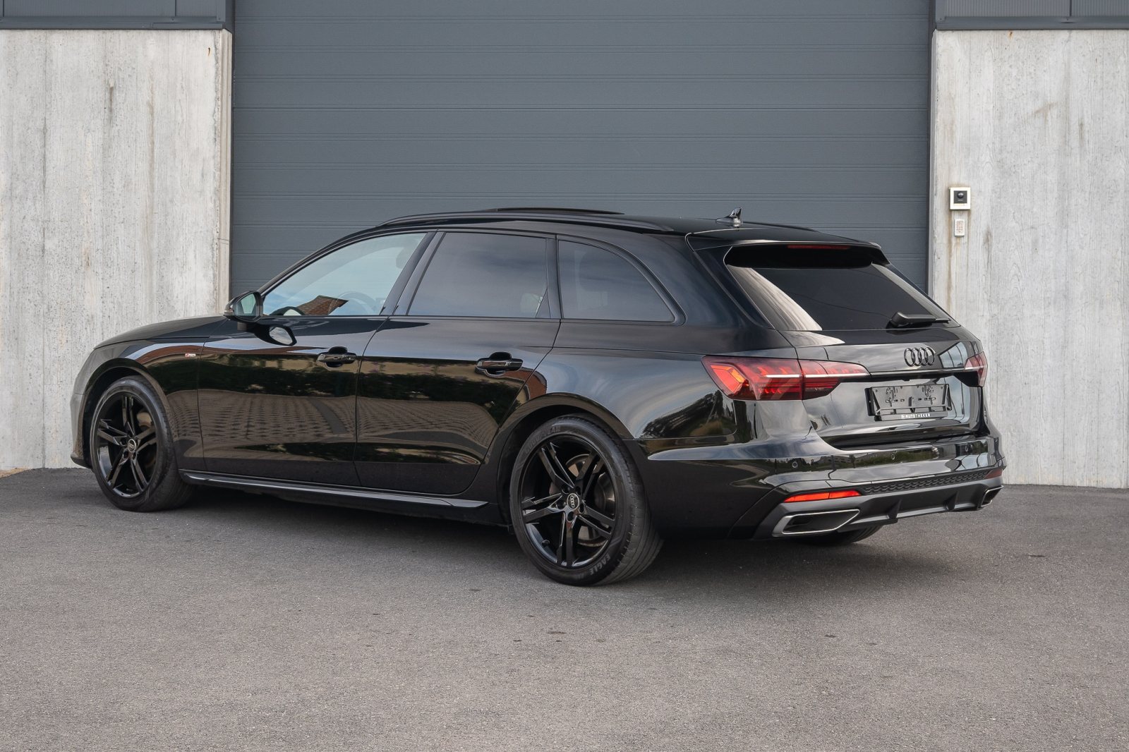 Audi A4 Avant 35 TFSI S-Line