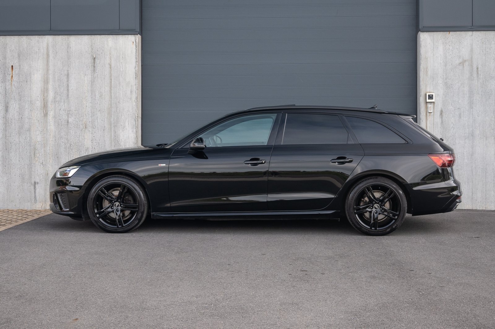 Audi A4 Avant 35 TFSI S-Line