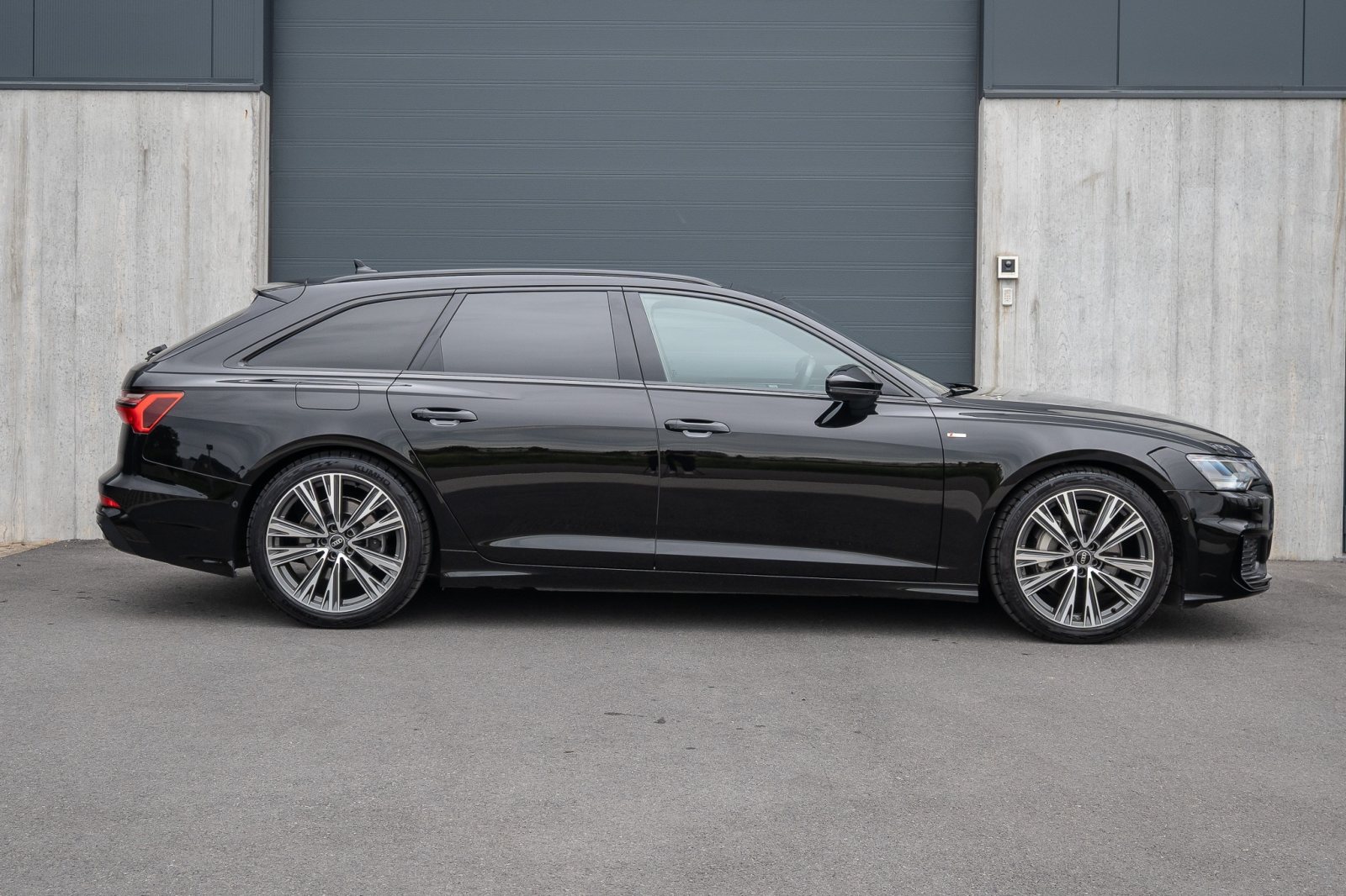 Audi A6 Avant 45 TFSI Quattro S line
