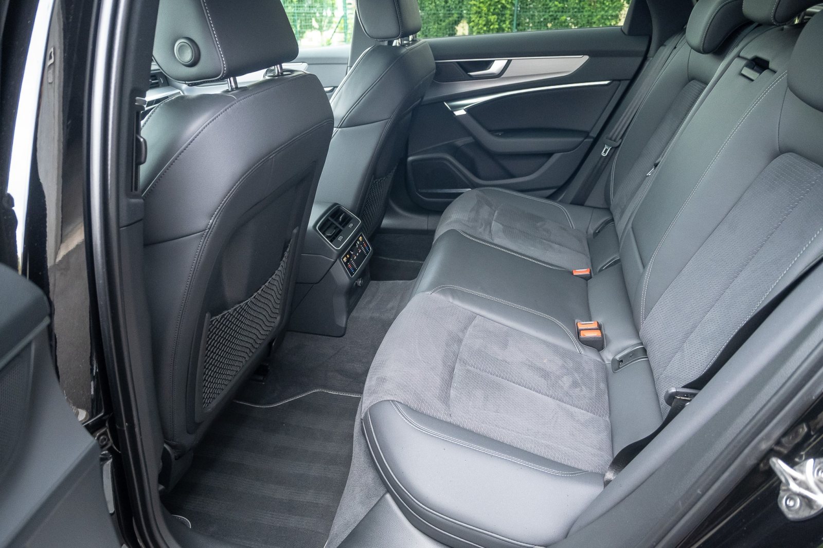 Audi A6 Avant 45 TFSI Quattro S line