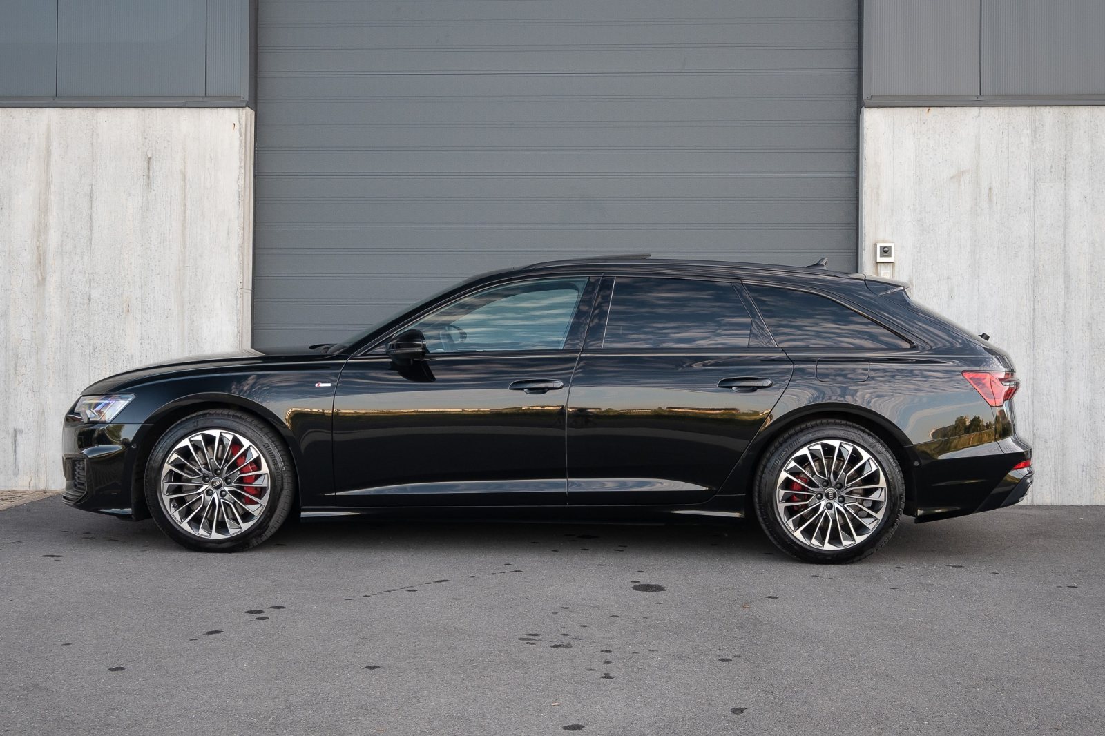 Audi A6 Avant PHEV 55 TFSI e S Line
