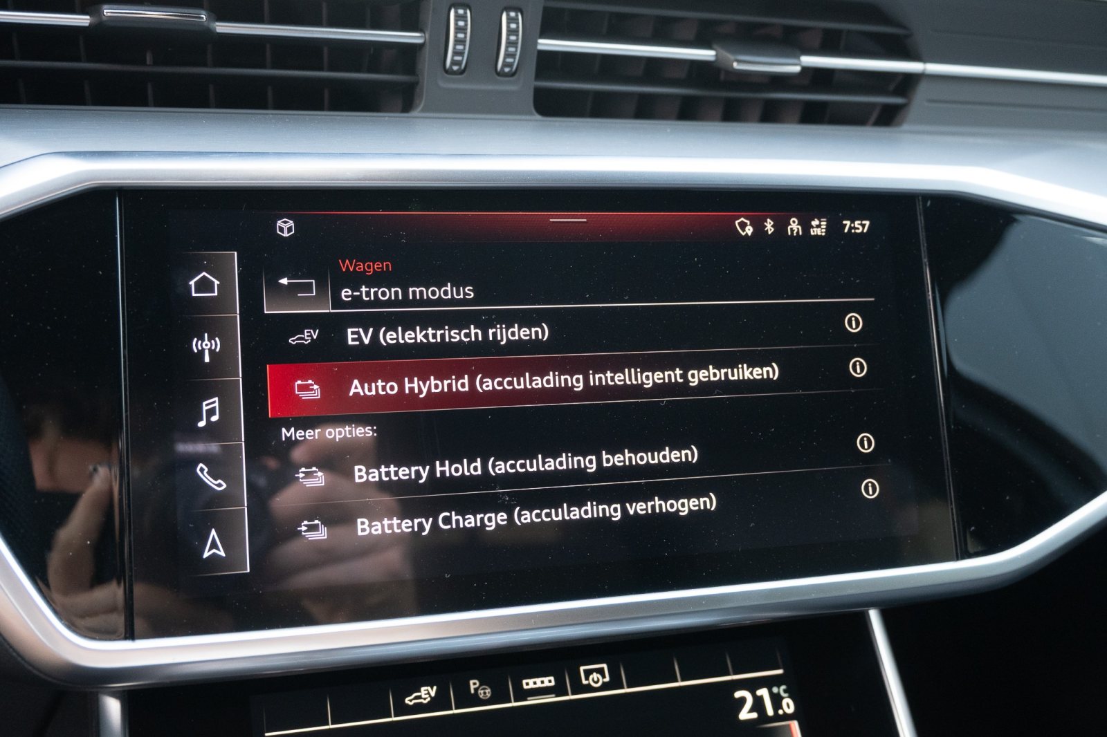 Audi A6 Avant PHEV 55 TFSI e S Line