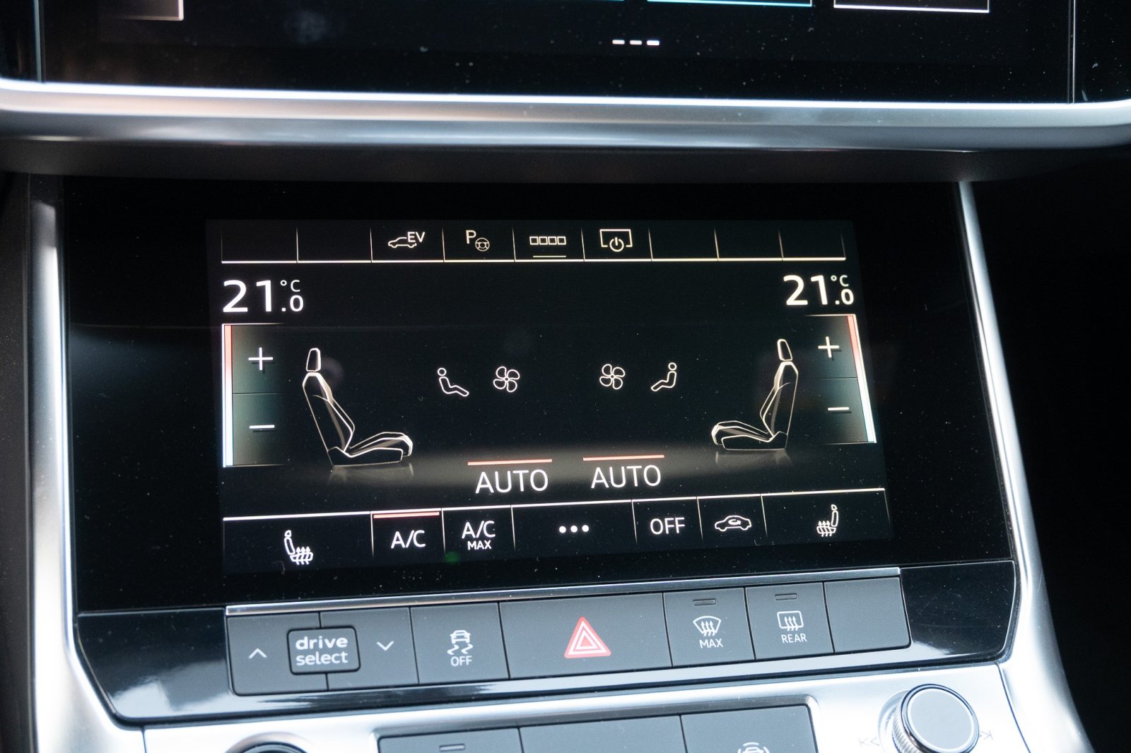 Audi A6 Avant PHEV 55 TFSI e S Line