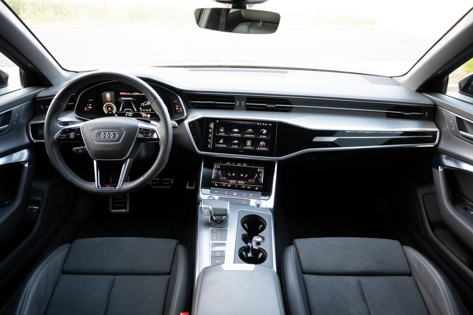 Audi A6 Avant PHEV 55 TFSI e S Line