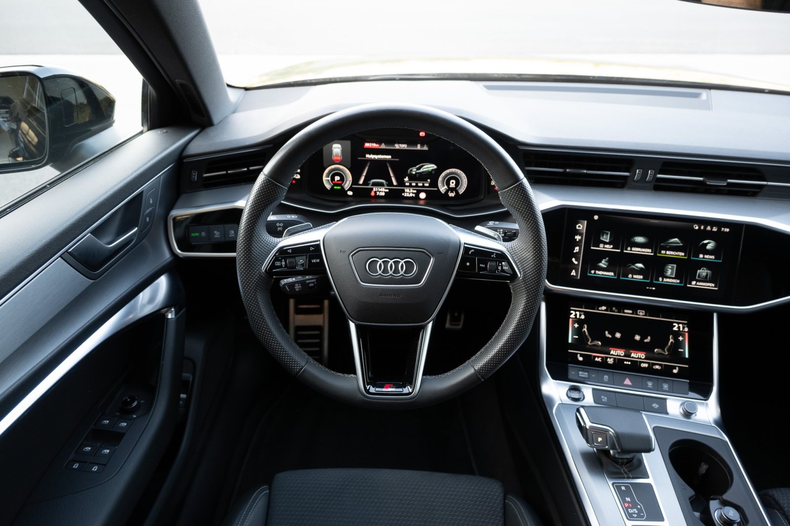 Audi A6 Avant PHEV 55 TFSI e S Line