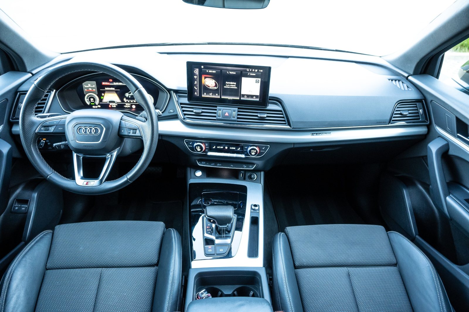 Audi Q5 55 TFSIe S-Line