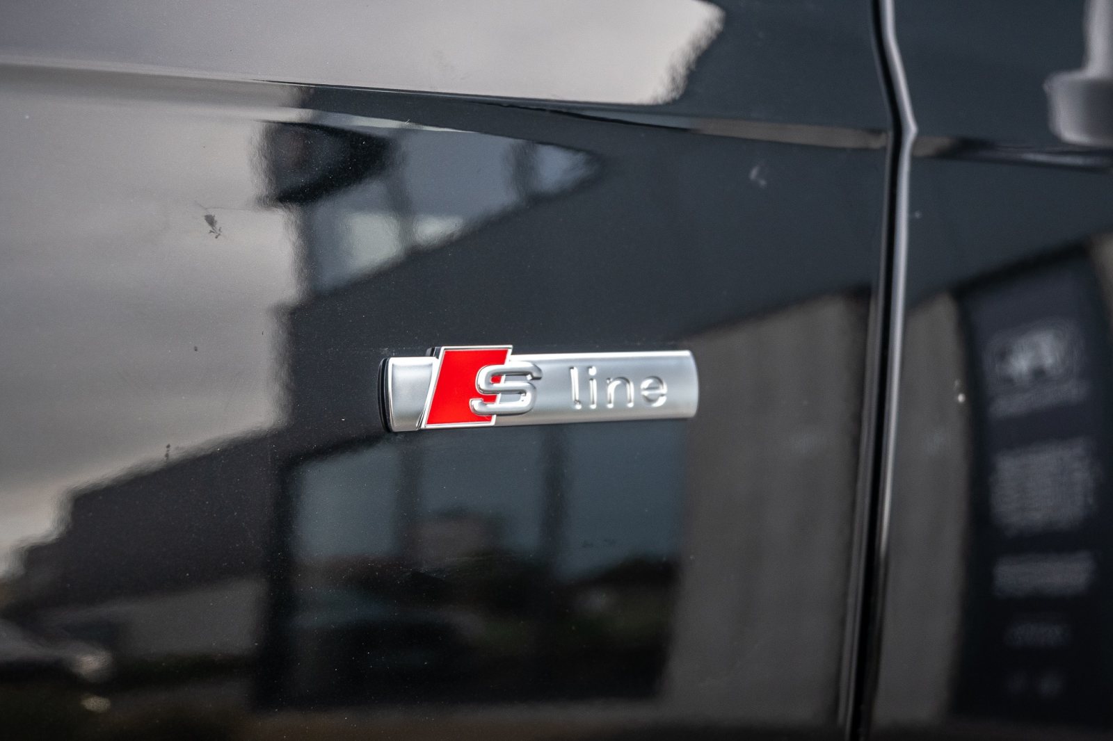 Audi Q7 55 TFSIe S-Line / Audi Exclusive
