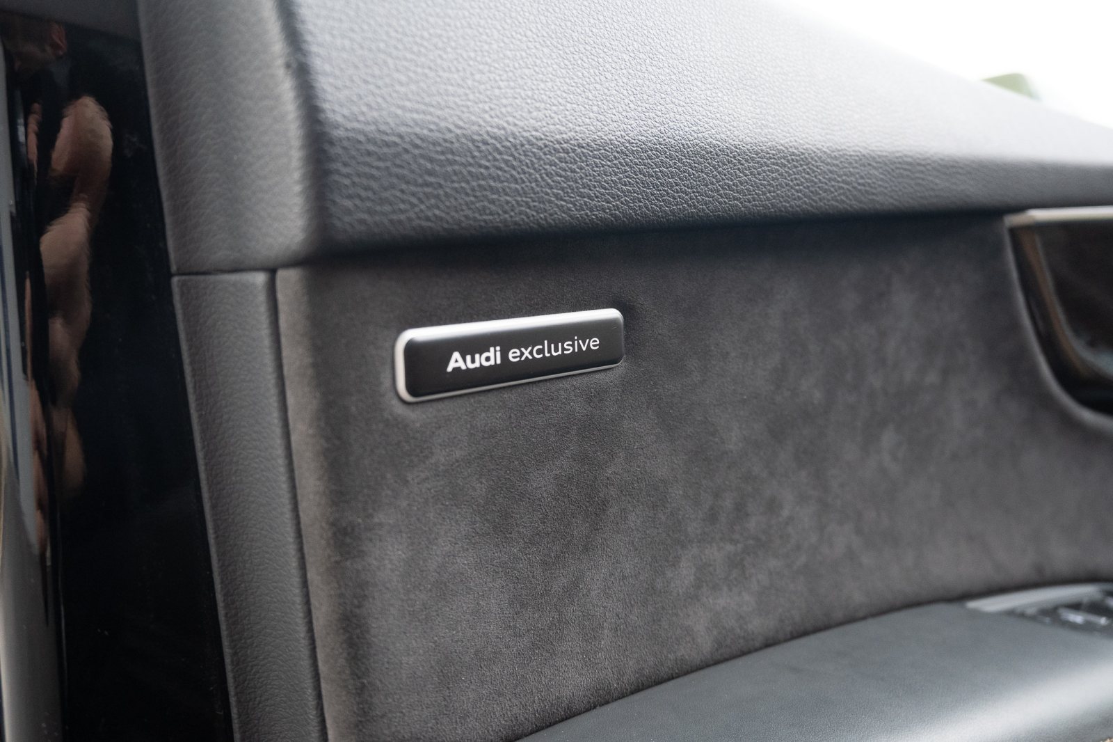 Audi Q7 55 TFSIe S-Line / Audi Exclusive