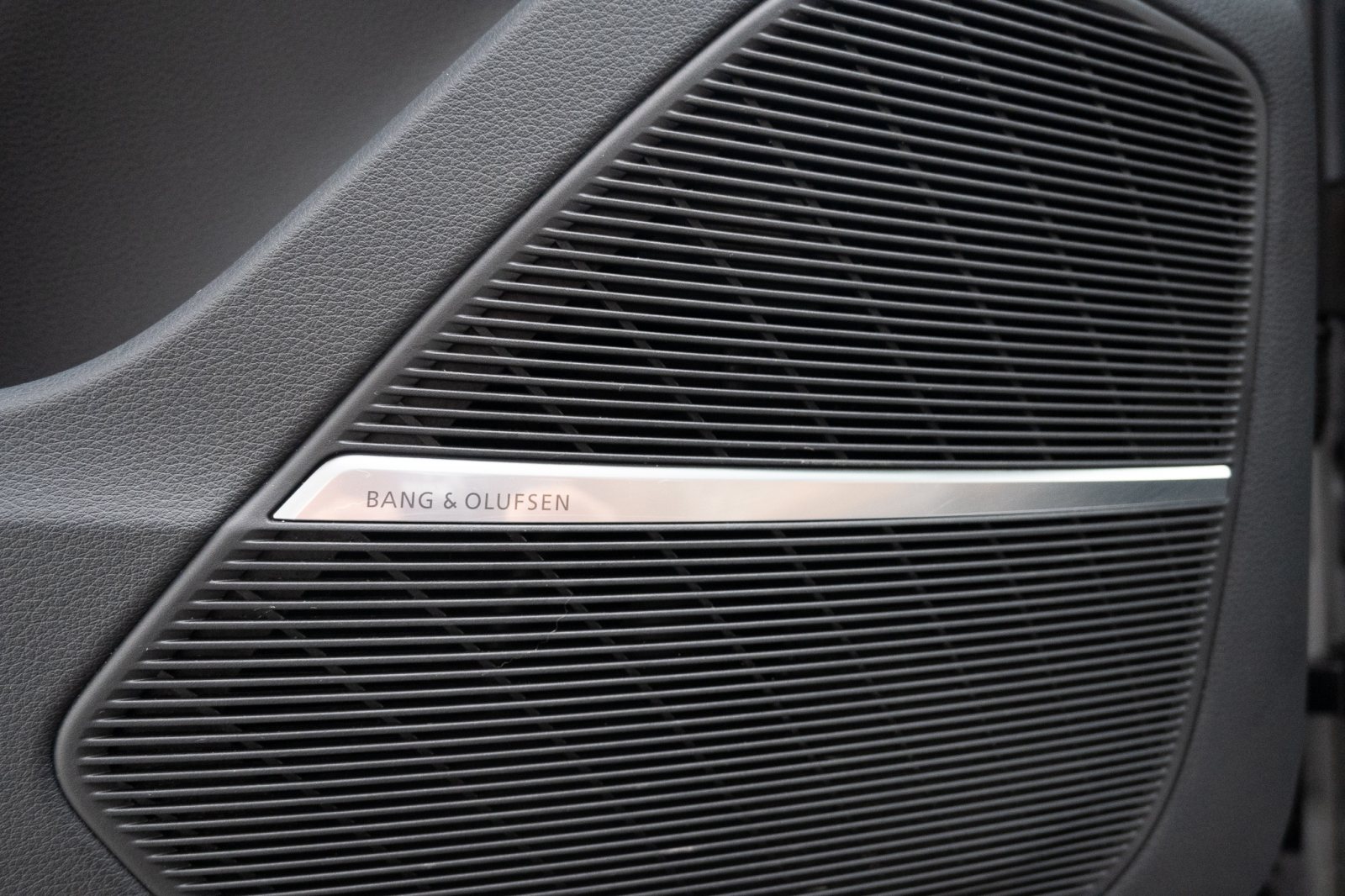 Audi Q7 55 TFSIe S-Line / Audi Exclusive