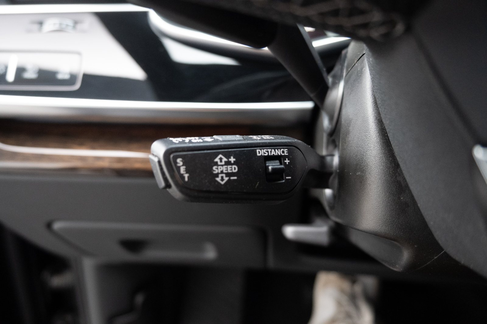 Audi Q7 55 TFSIe S-Line / Audi Exclusive
