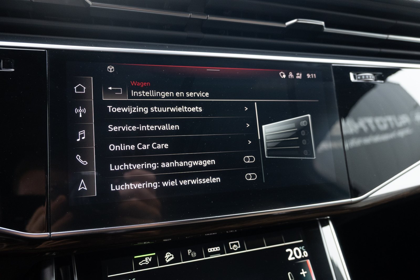 Audi Q7 55 TFSIe S-Line / Audi Exclusive