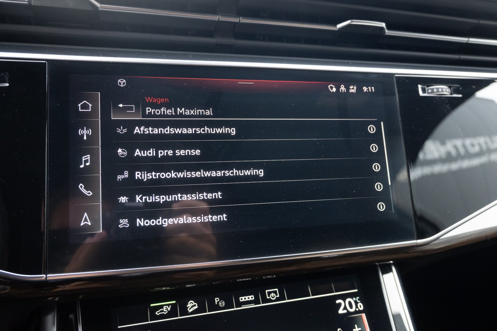 Audi Q7 55 TFSIe S-Line / Audi Exclusive