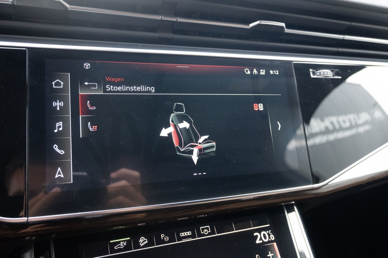 Audi Q7 55 TFSIe S-Line / Audi Exclusive