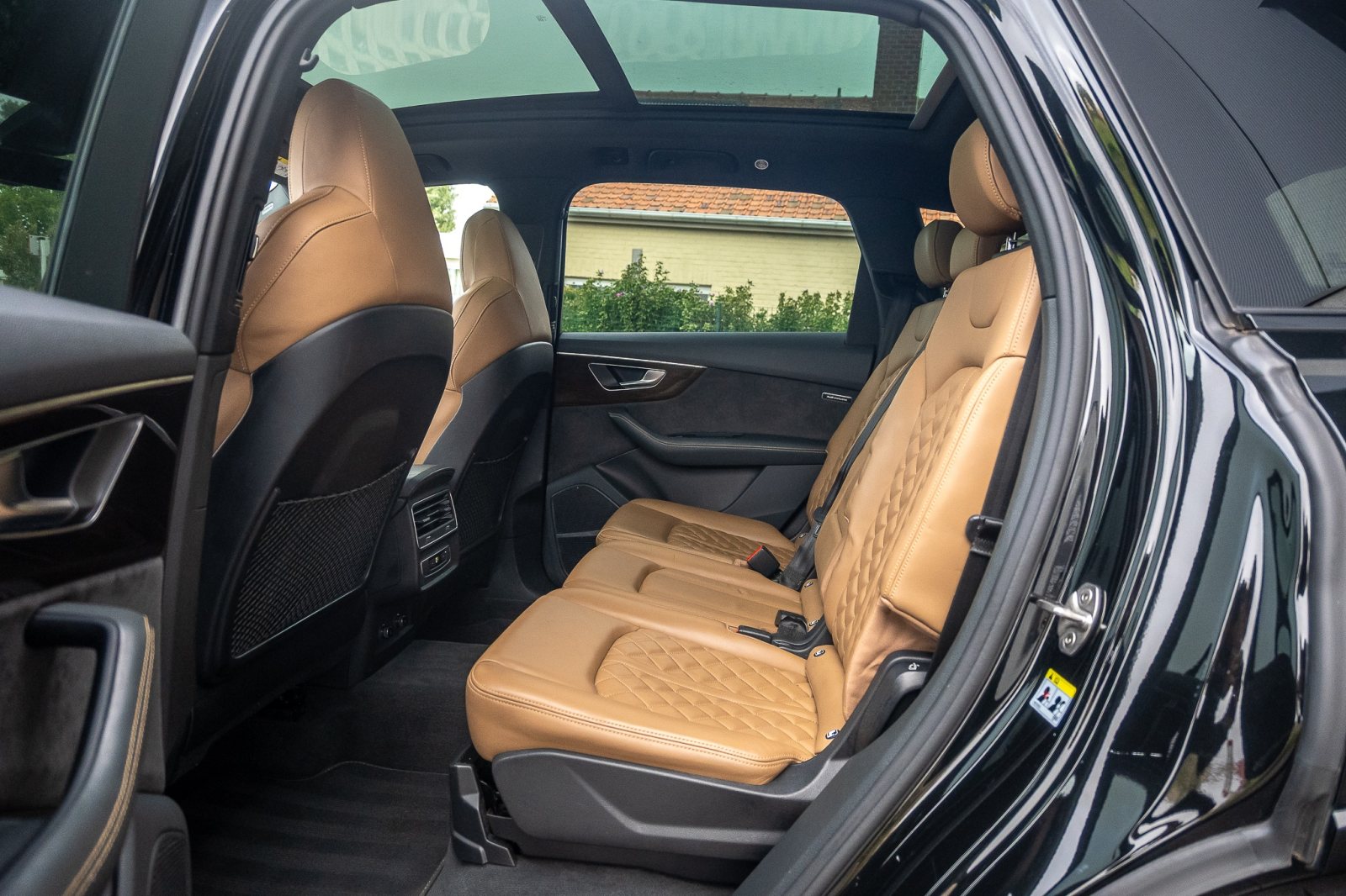 Audi Q7 55 TFSIe S-Line / Audi Exclusive