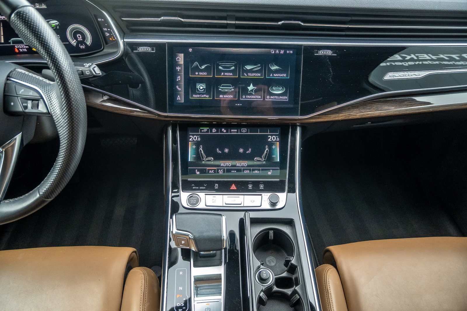Audi Q7 55 TFSIe S-Line / Audi Exclusive