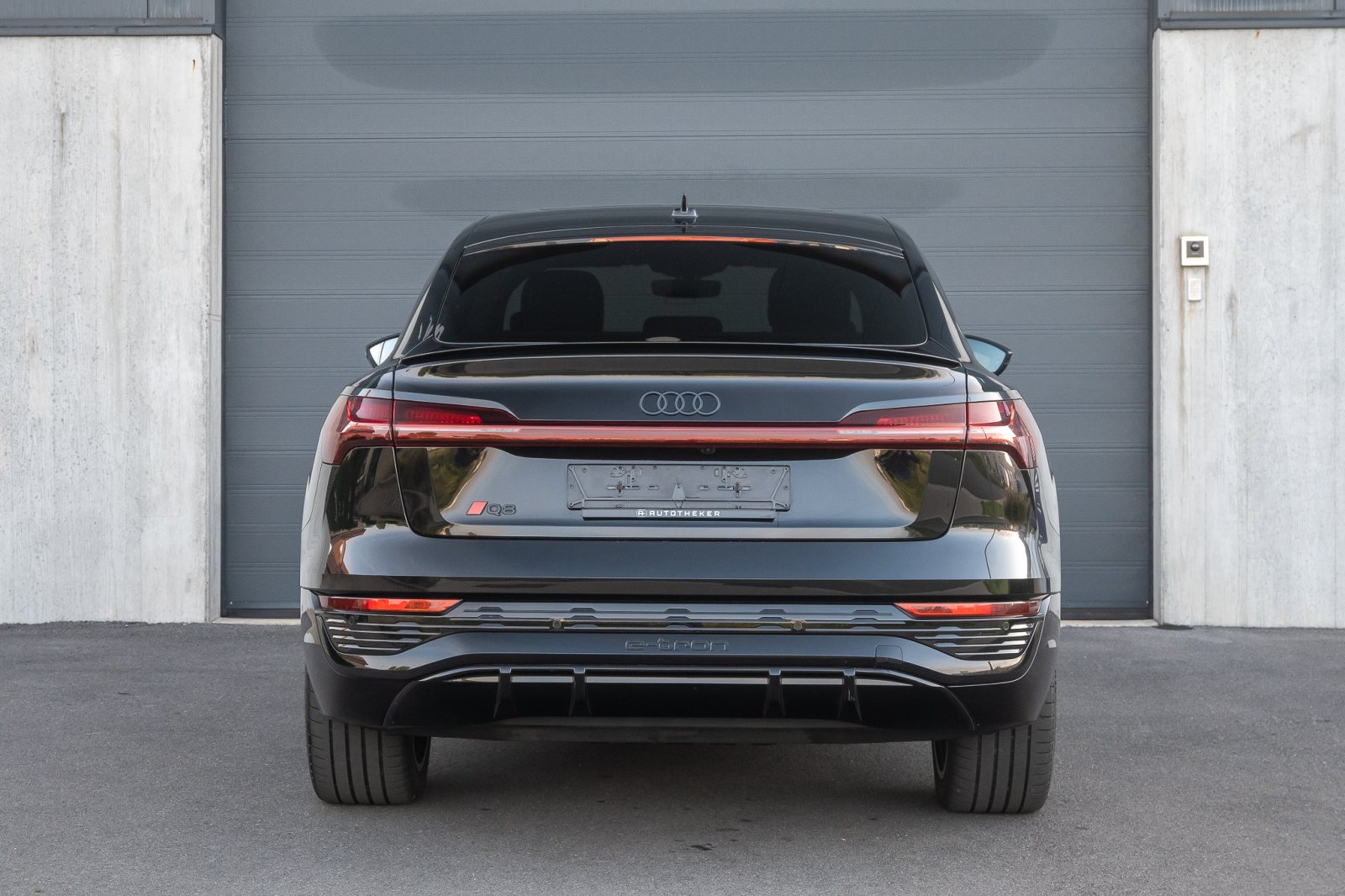 Audi Q8 E-Tron Sportback 55 S-Line