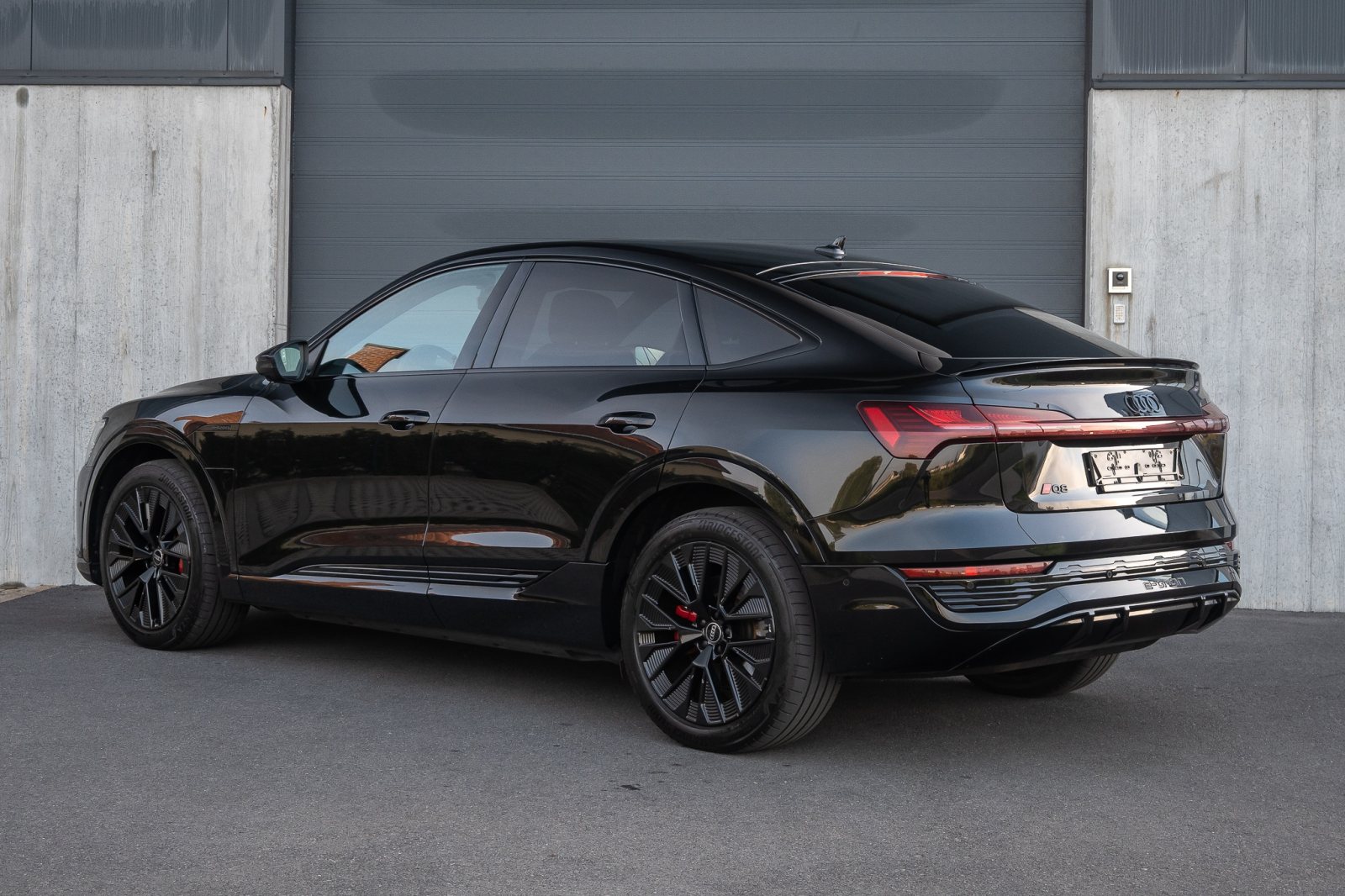 Audi Q8 E-Tron Sportback 55 S-Line