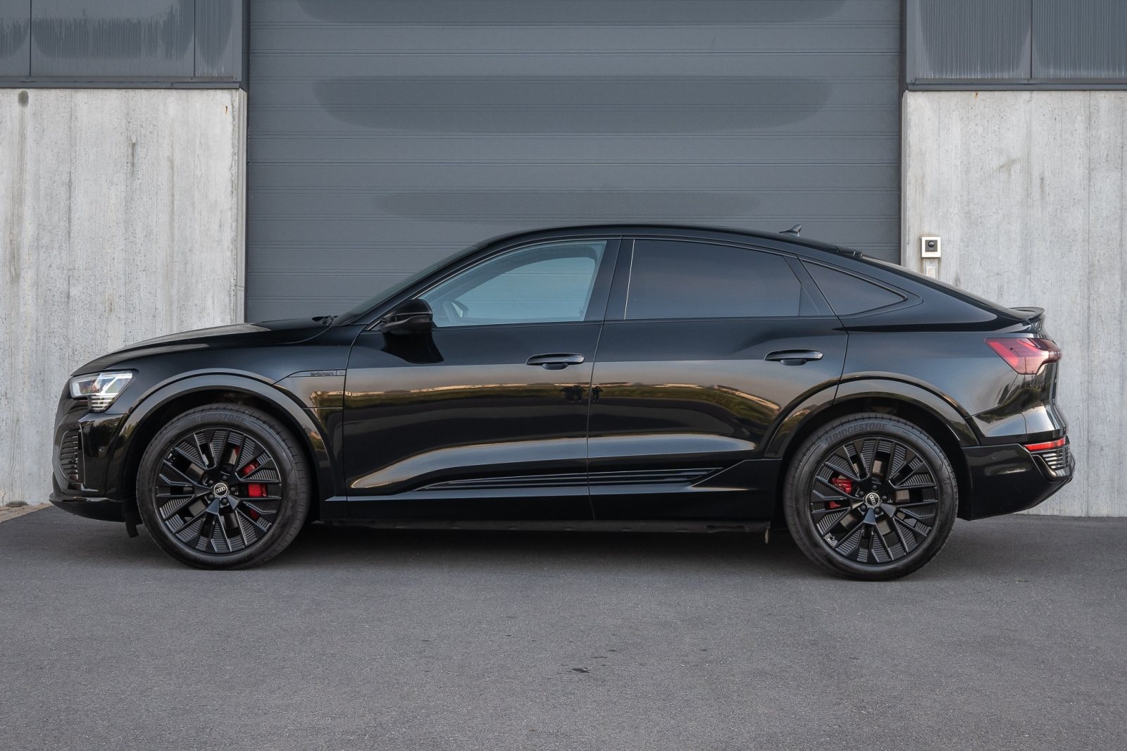 Audi Q8 E-Tron Sportback 55 S-Line