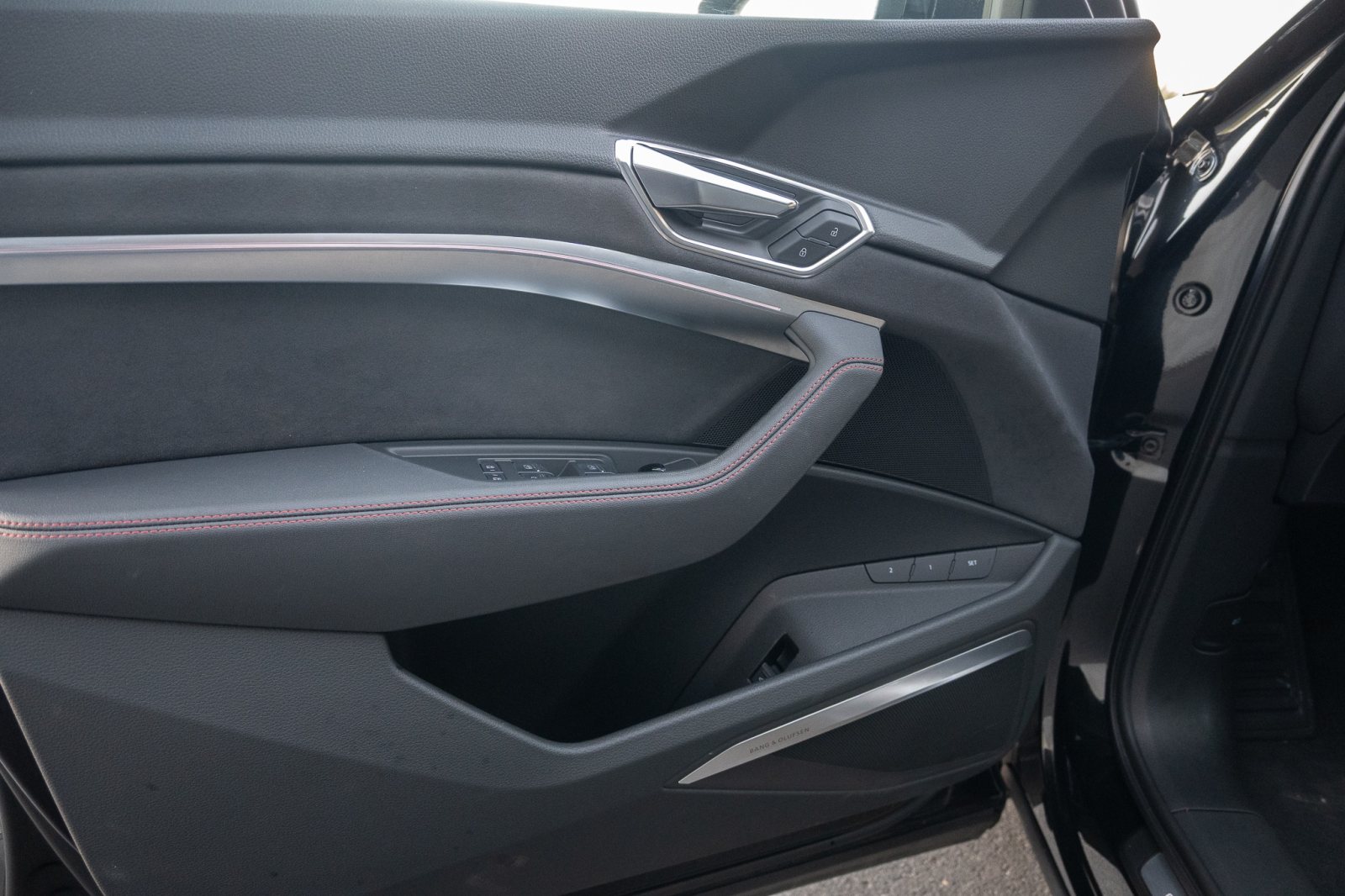 Audi Q8 E-Tron Sportback 55 S-Line