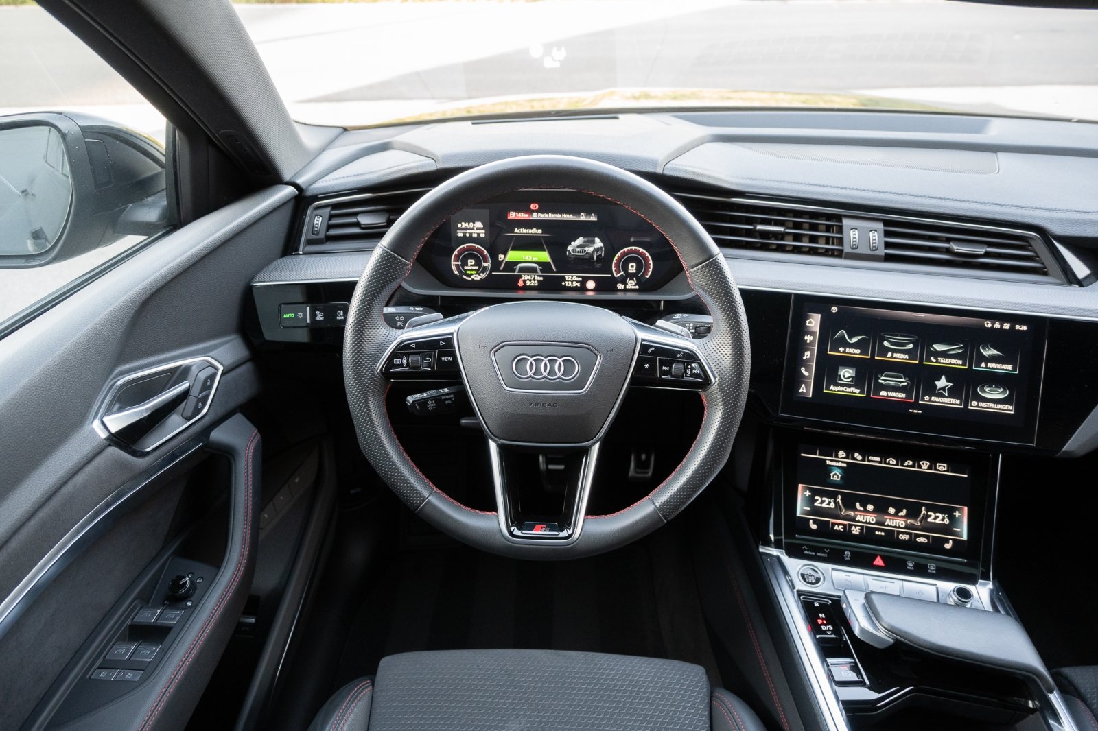 Audi Q8 E-Tron Sportback 55 S-Line