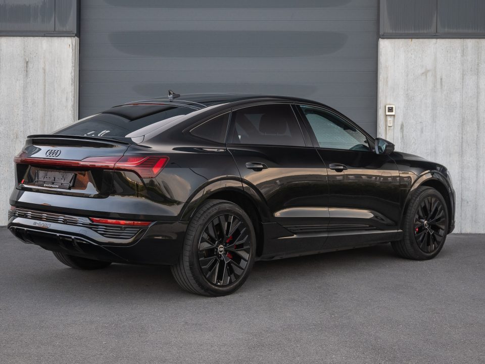 Audi Q8 E-Tron Sportback 55 S-Line