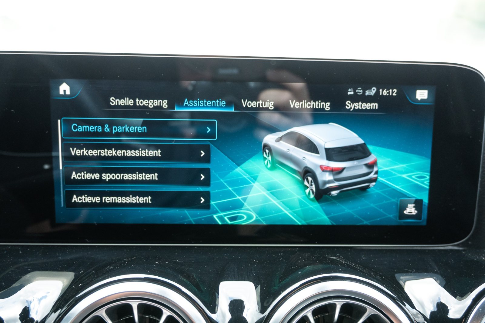 Mercedes-Benz GLA 250e PHEV AMG Line