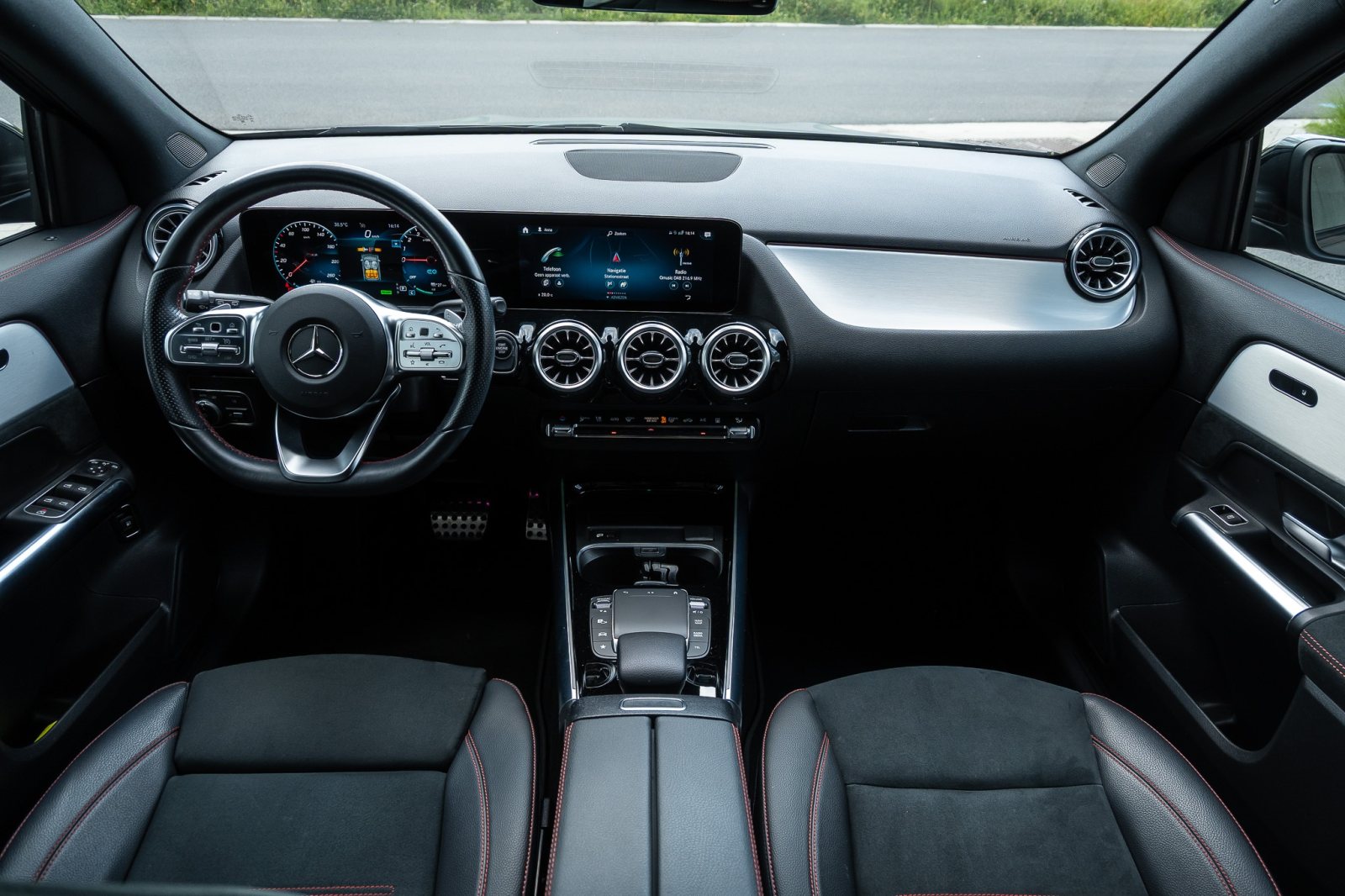 Mercedes-Benz GLA 250e PHEV AMG Line