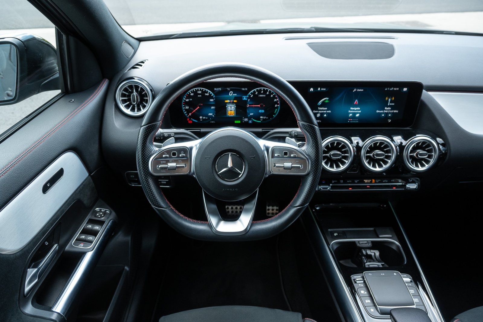 Mercedes-Benz GLA 250e PHEV AMG Line