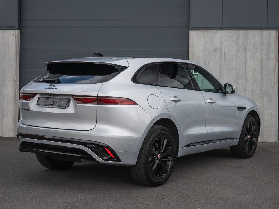 Jaguar F-Pace AWD P250 R-Dynamic