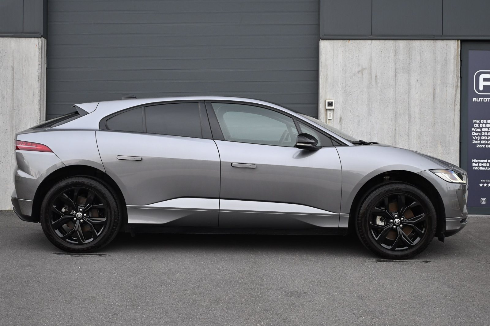 Jaguar I-Pace EV400 AWD R-Dynamic