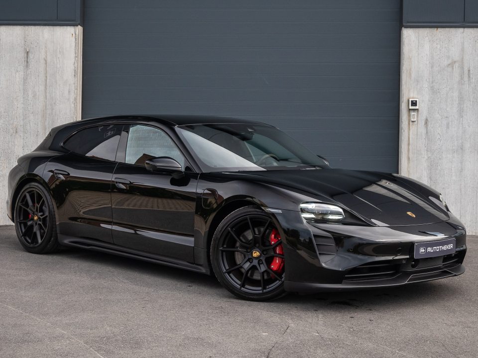 Porsche Taycan GTS Sport Turismo