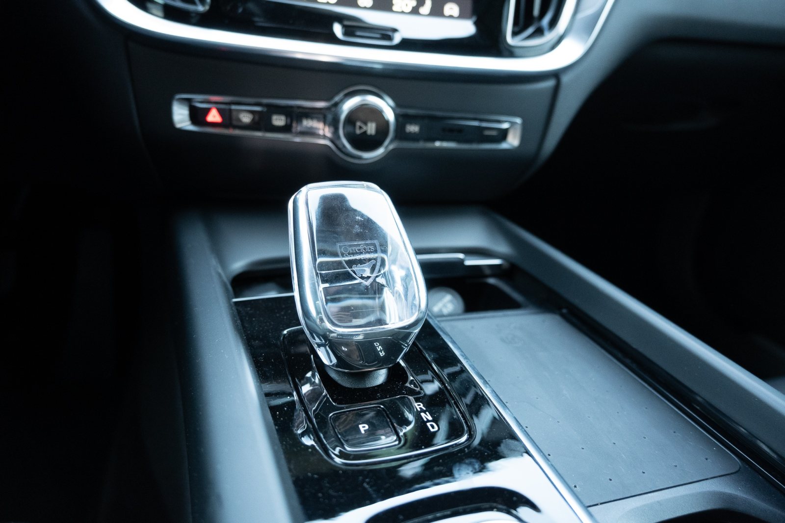 Volvo V60 B4 MHEV Plus Dark