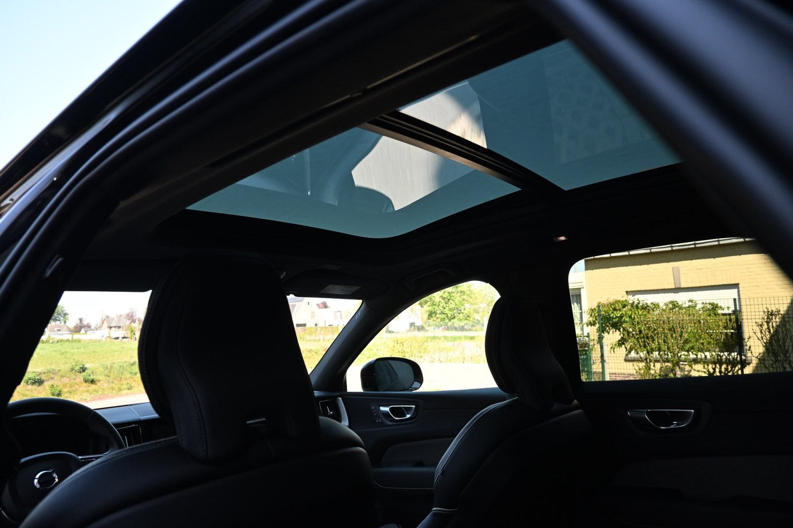 Volvo XC60 2.0 B4 Plus Dark