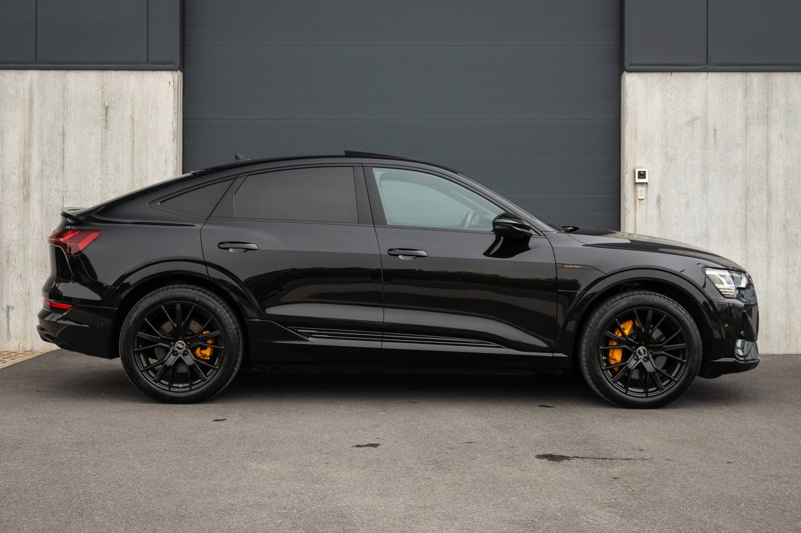 Audi e-Tron 55 Quattro Black Edition