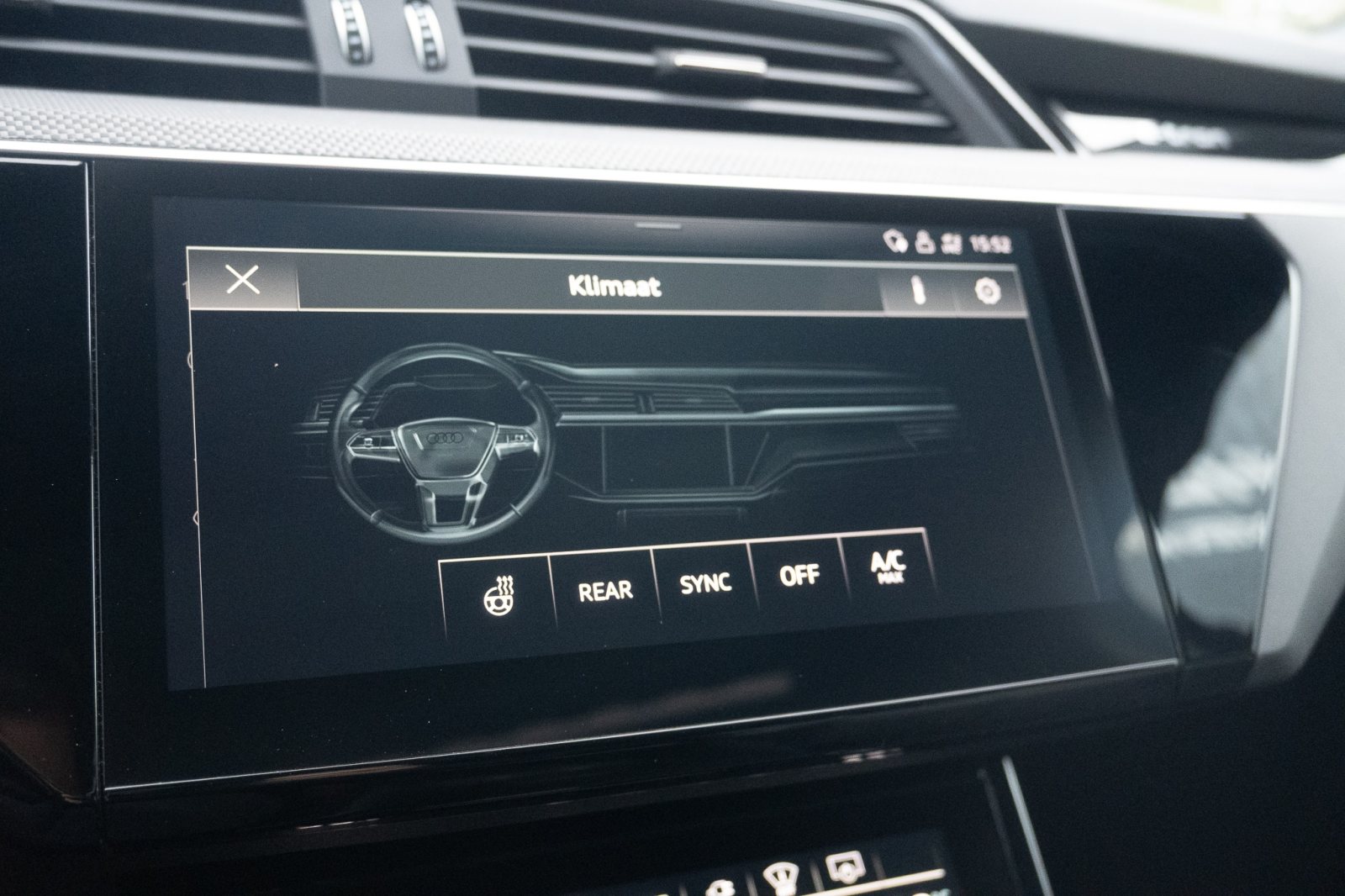 Audi e-Tron 55 Quattro Black Edition