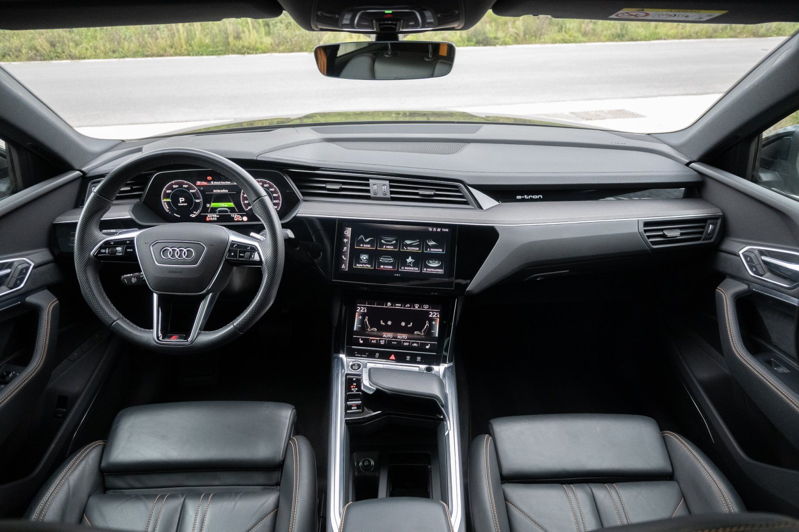 Audi e-Tron 55 Quattro Black Edition