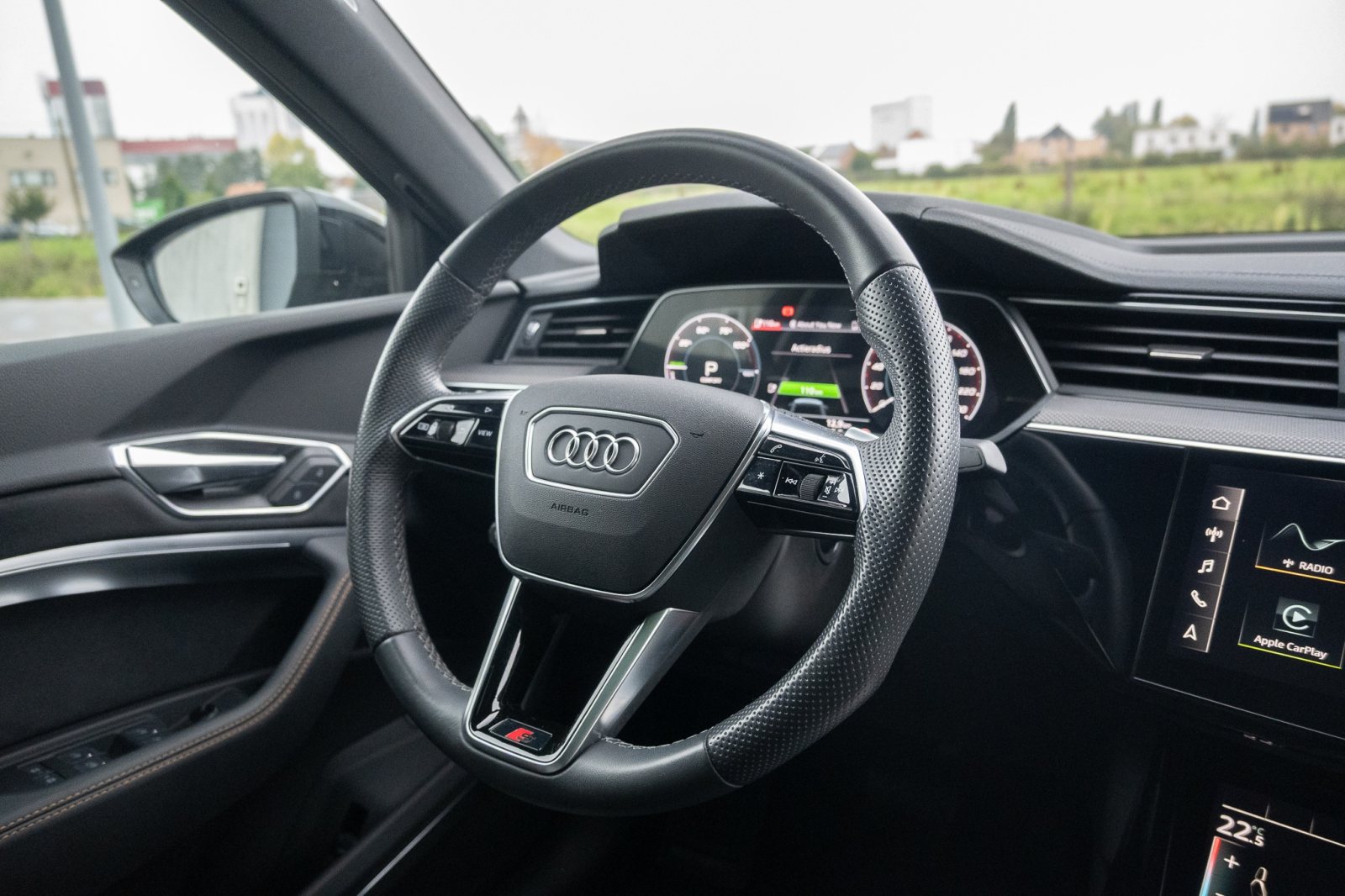 Audi e-Tron 55 Quattro Black Edition